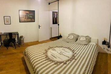 ベッドアンドブレックファースト La Fermette: Logis Indépendant Proche D Arras Sur Cours Au Carré