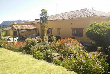 فندق La Franchesca