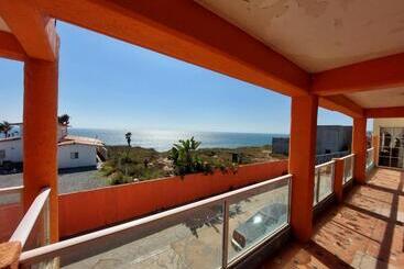 Отель Estudios Del Mar Km42