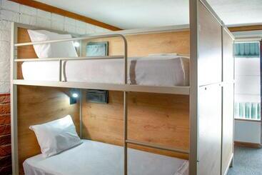 Отель Soy Local San José