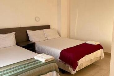 پانسیون Hostal Los Gavilanes