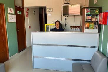 پانسیون Latorre Hostal