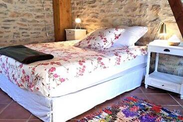 Bed and Breakfast Chambre Four à Pain à L Escale De Varaire