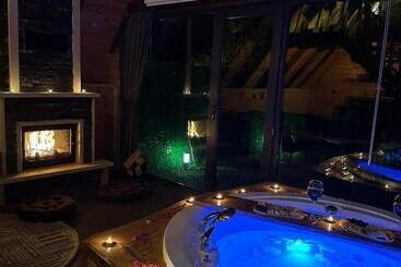 مبيت وإفطار Eloi Suit Bungalov