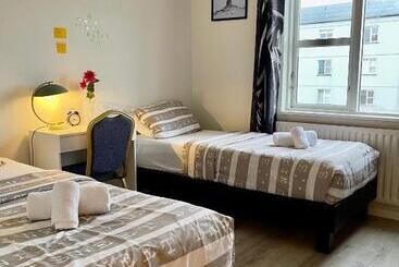 تختخواب و صبحانه G 1215 Apartment