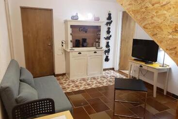 مبيت وإفطار Le Souplex D Anaïs