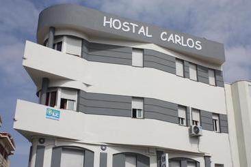 בית מלון כפרי Hostal Carlos 2