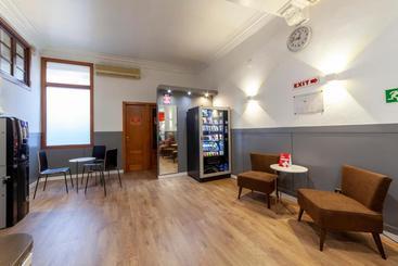 هتل Hostal El Rincón