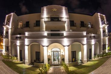 هتل La Residencia Tarifa