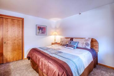 בית מלון כפרי Marina Place Condominiums