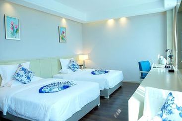 هتل Tulip Inn Homy