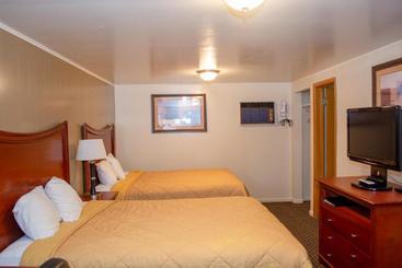Oregon Motel 8 And Rv Park