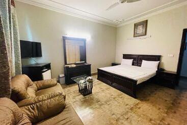 فندق Alpine Lodges