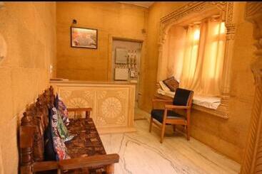 ホテル Jaisalmer Queen Desert Camp