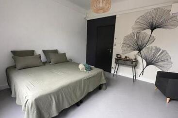 ペンション Chambre Ginkgo Au Domaine De L Aven