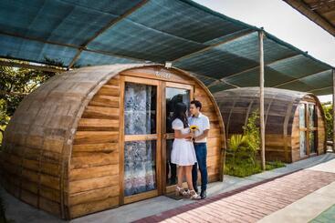 هتل Glamping Toneles Y Viñedos