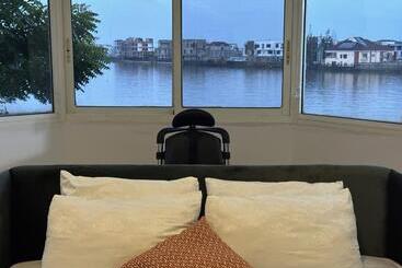 هتل Guided Hospitality   Luxury Accommodations