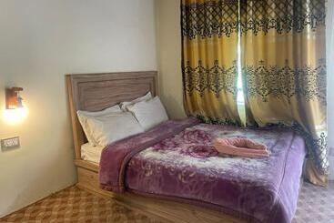 Hotel Karakoram Highway Inn Hunza