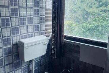 בית מלון כפרי Virdh Badri