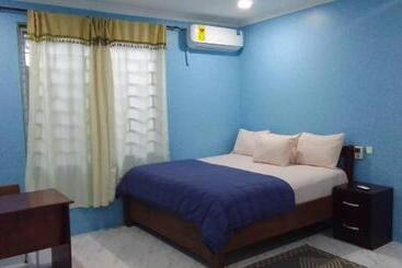 Pension Oneworld Guesthouse & Events Centre