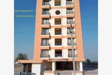 Общежитие Geeta Residency