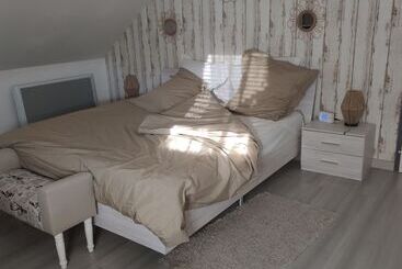 مبيت وإفطار Au Ch Ti Suisse