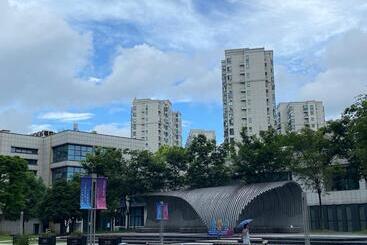 Chengdong Yishu Inn Youth Hostel