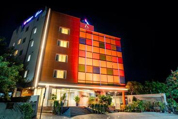 Отель Inde Signature Jaipur