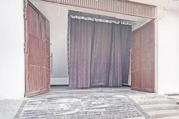 ホテル Spot On Highway Plaza And Resorts 2