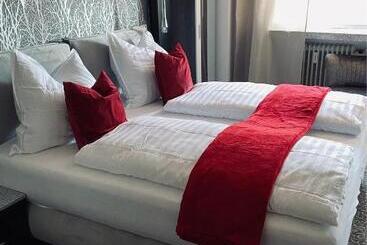 펜션 Ahorn Zimmervermietung