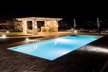 פנסיון Borgo Chiancarosa   Trullo E Lamia