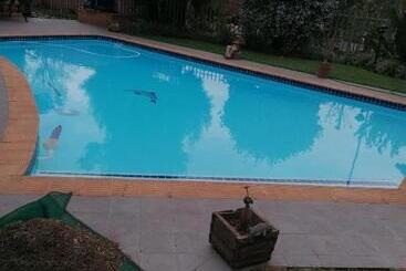 Пансион Clivia Guesthouse