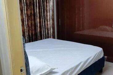 פנסיון Rahuls Castle