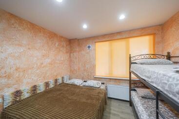 هتل окремі номери поруч з південним вокзалом