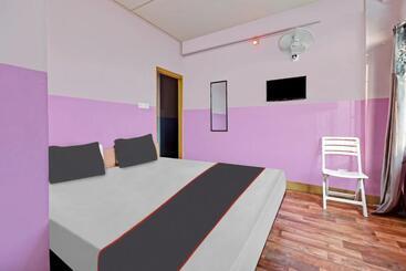 Отель Collection O Wonder Hill Residency