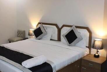 Отель Oyo Dream House