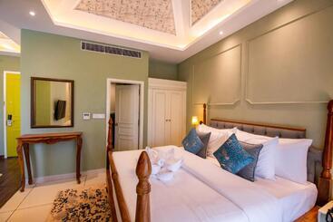 فندق Welcomheritage Santa Roza Kasauli