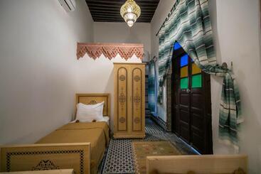 膳宿费 Riad Qamar Fez