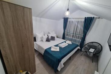 Piatra Rosie Pensiune Agroturistică