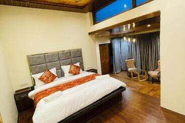 Thiksay Organic Resort And Retreat