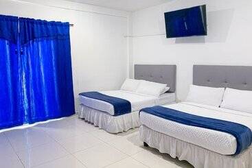 בית מלון כפרי Abi Inn By Geh Suites