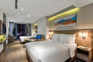 Maris Hotel Nha Trang