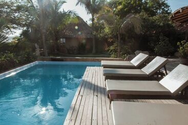 Отель Soleil Bungalows