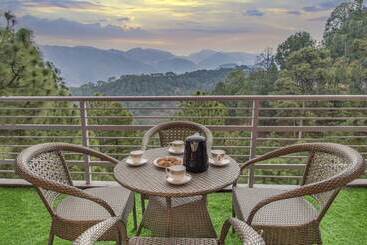 酒店 The Root Villa Kasauli
