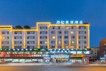 Otel Yì Wū Shì Bó Yì Měi Jū