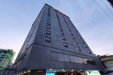 모텔 Suwon Station Biz