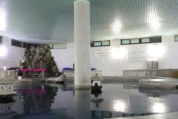 فندق على الطريق Ulam Baekam Goryeo Oncheon