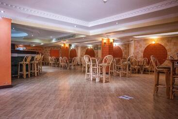 펜션 Jupiter Guest Resort Langata