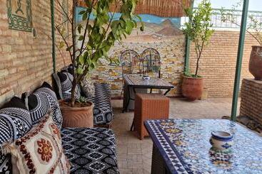 بنسيون Riad Fes Touria Palace