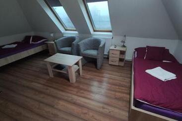 Tisza Panzió és Apartman